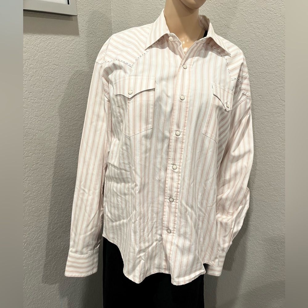 NWOT Stetson Tan and White Casual Button Down Shirt